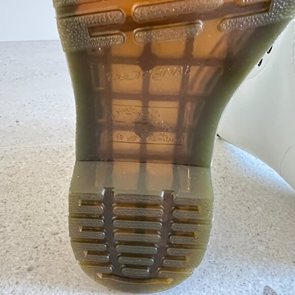 NWOT Dr Martens Smooth White Boots - Picture 9 of 10